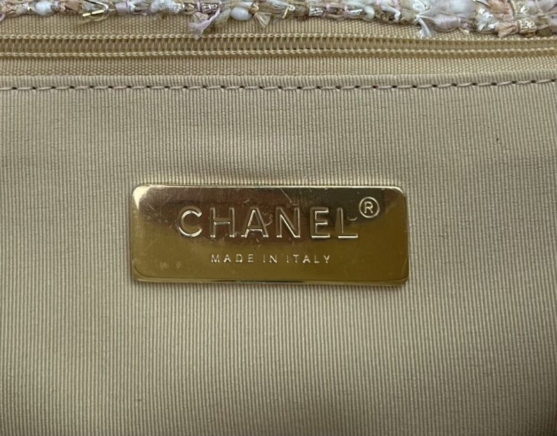 Chanel 19 Bags